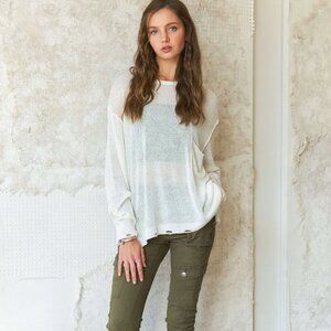 ✨NWT ADORA Vintage Edge Lightweight Sweater‎